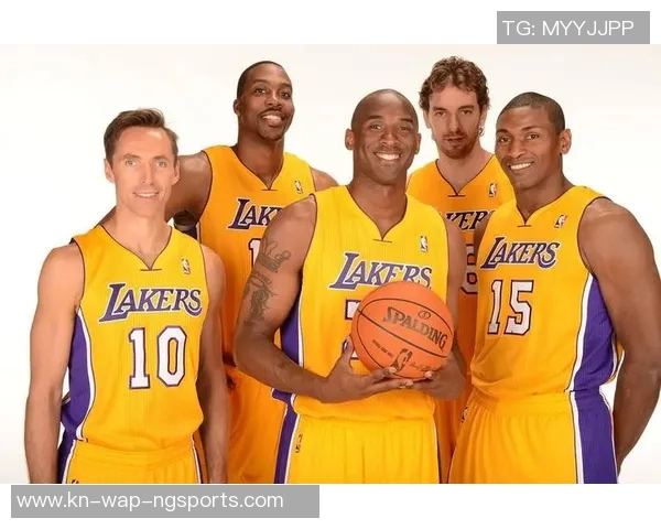 NBA历史上身穿3号球衣的十大传奇巨星盘点与成就解析